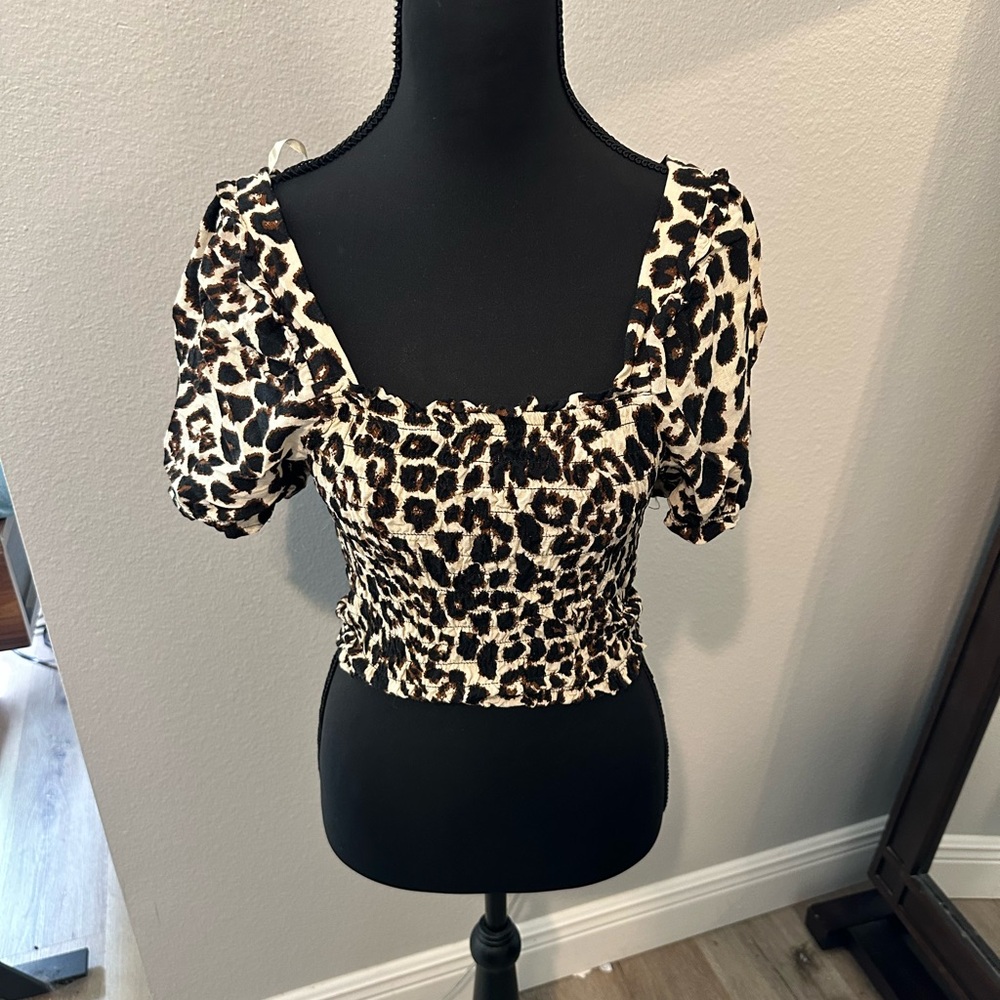 leopard print top